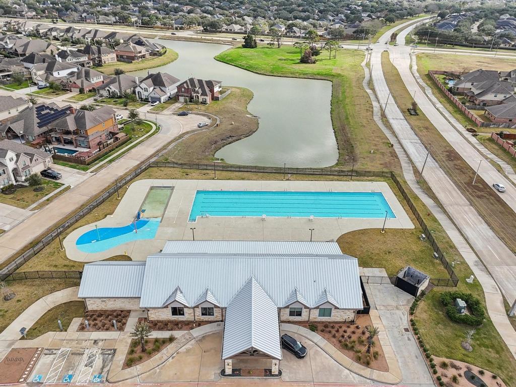 727 Kingwood Drive, League City, Texas image 45
