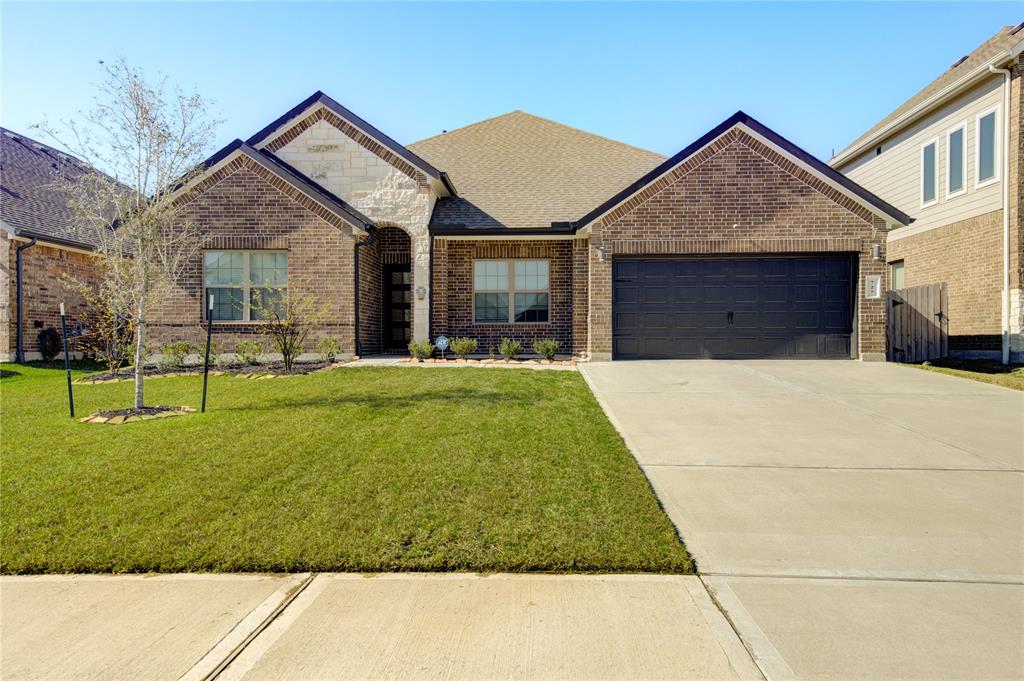 727 Kingwood Drive, League City, Texas image 4