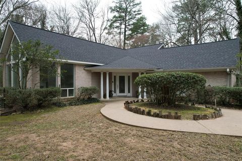 A home in Crockett