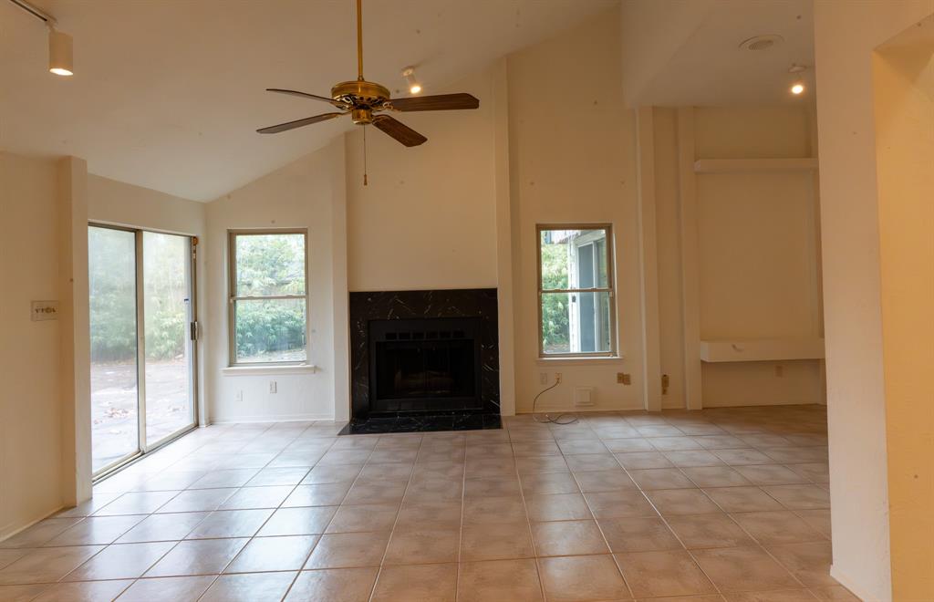 3523 Postwood Drive, Spring, Texas image 7
