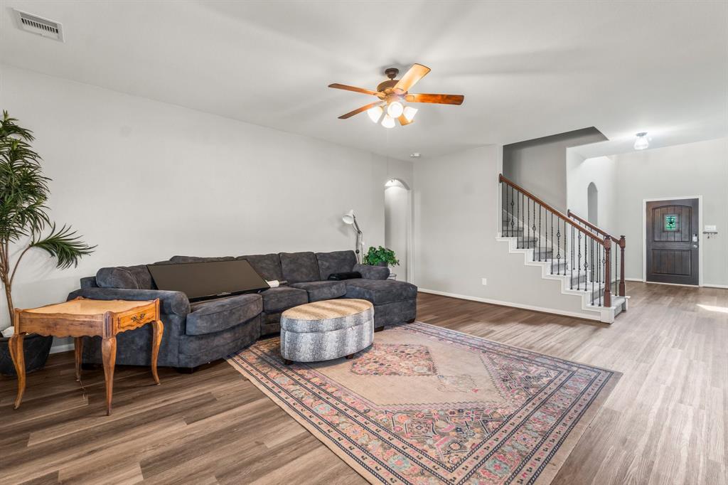 14232 Brushwood Drive, Willis, Texas image 3