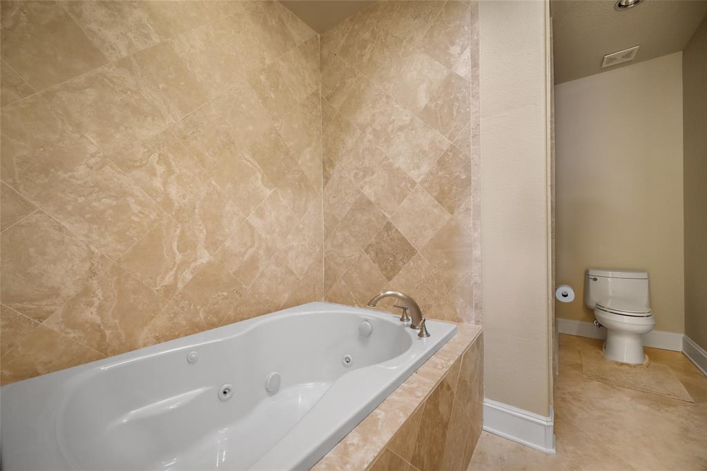 11119 Twain Drive, Montgomery, Texas image 35