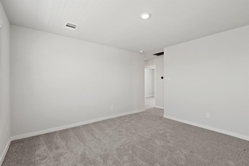 32923 Turning Springs Drive, Fulshear, Texas image 11