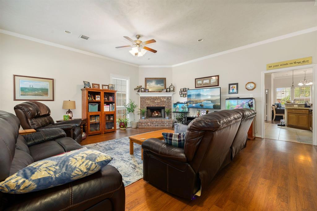 934 Dove Landing Avenue, College Station, Texas image 5