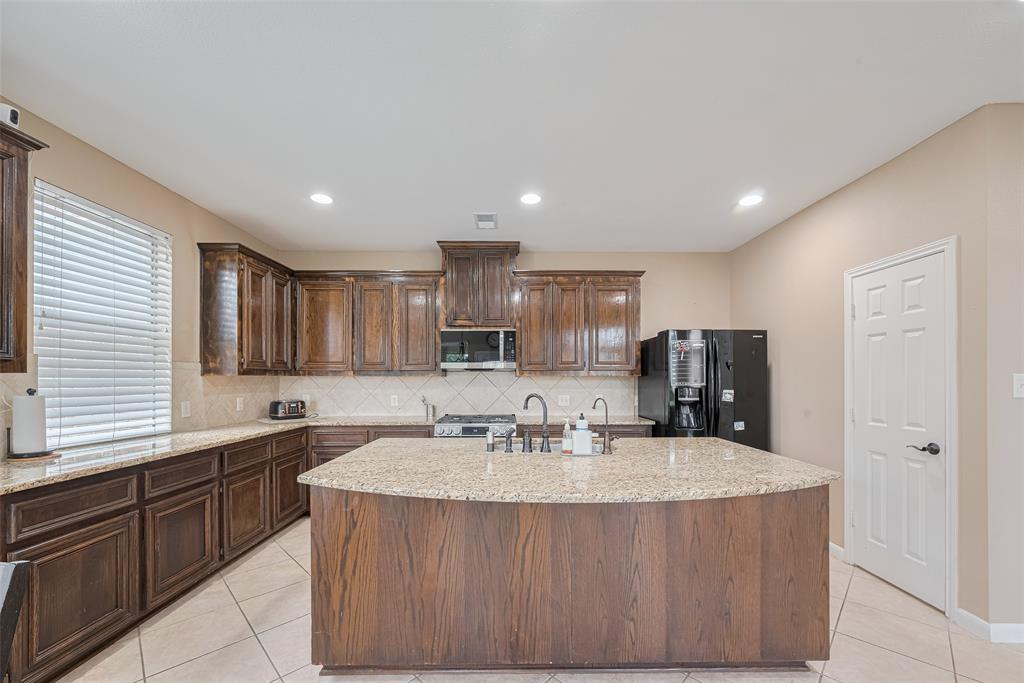 25415 Walter Peak Lane, Katy, Texas image 17