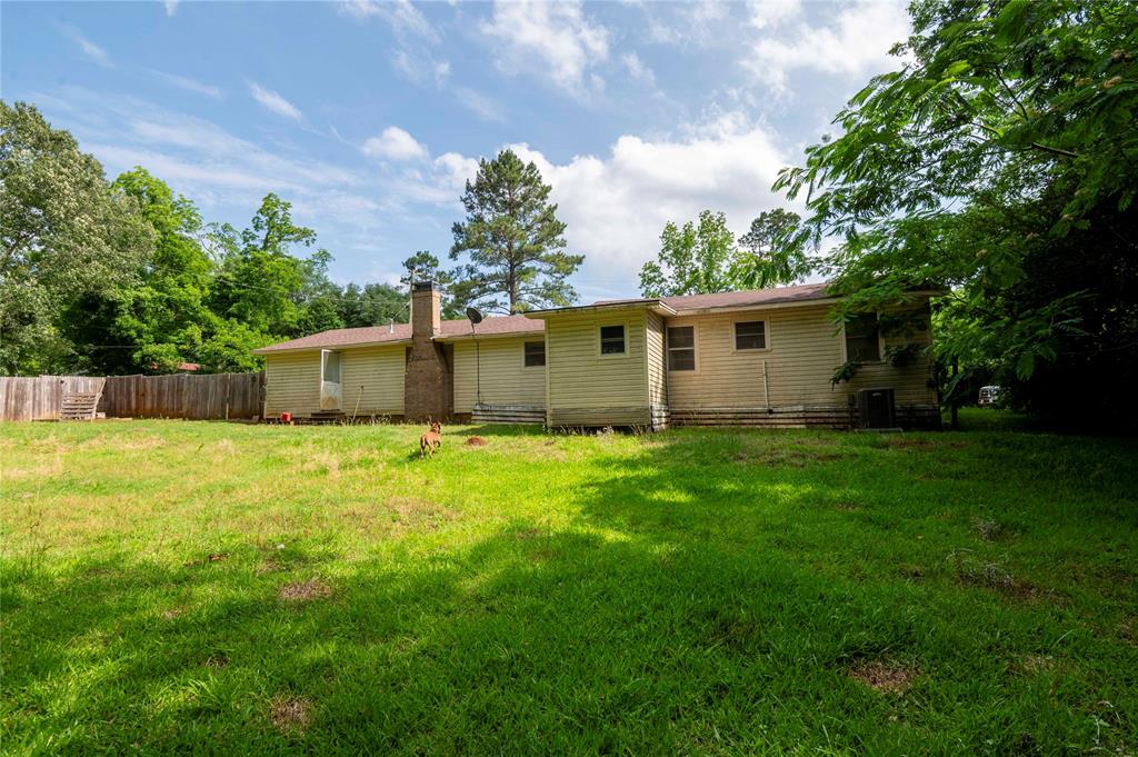 522 Price Drive, San Augustine, Texas image 14
