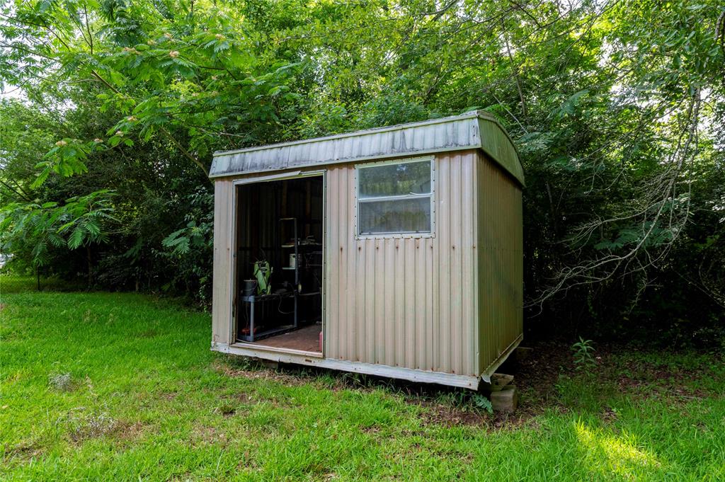 522 Price Drive, San Augustine, Texas image 17