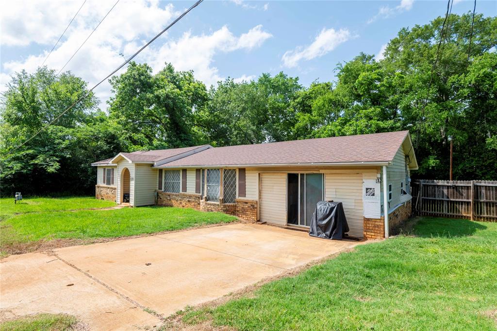 522 Price Drive, San Augustine, Texas image 3