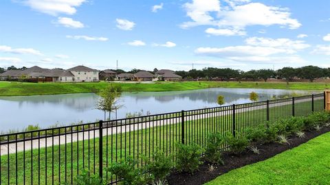 Photo of 5111 Magnolia Springs Drive, Pearland, TX 77584 (MLS # 15921917)