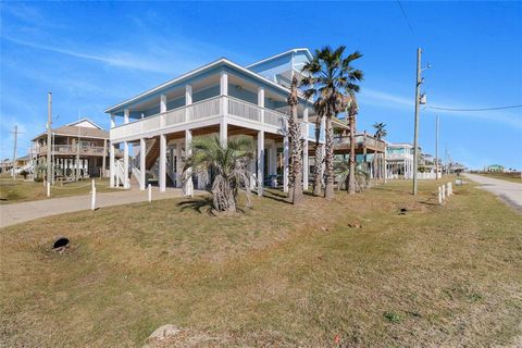 A home in Crystal Beach