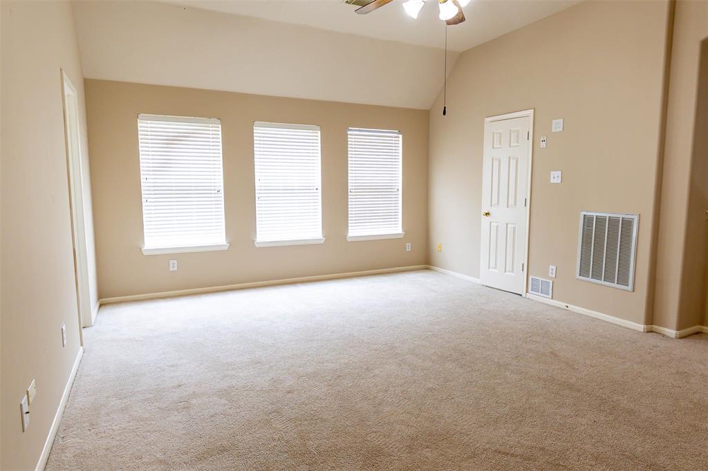 3218 W Oaks Boulevard, Pearland, Texas image 17