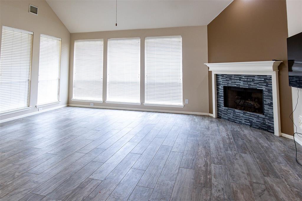 3218 W Oaks Boulevard, Pearland, Texas image 9