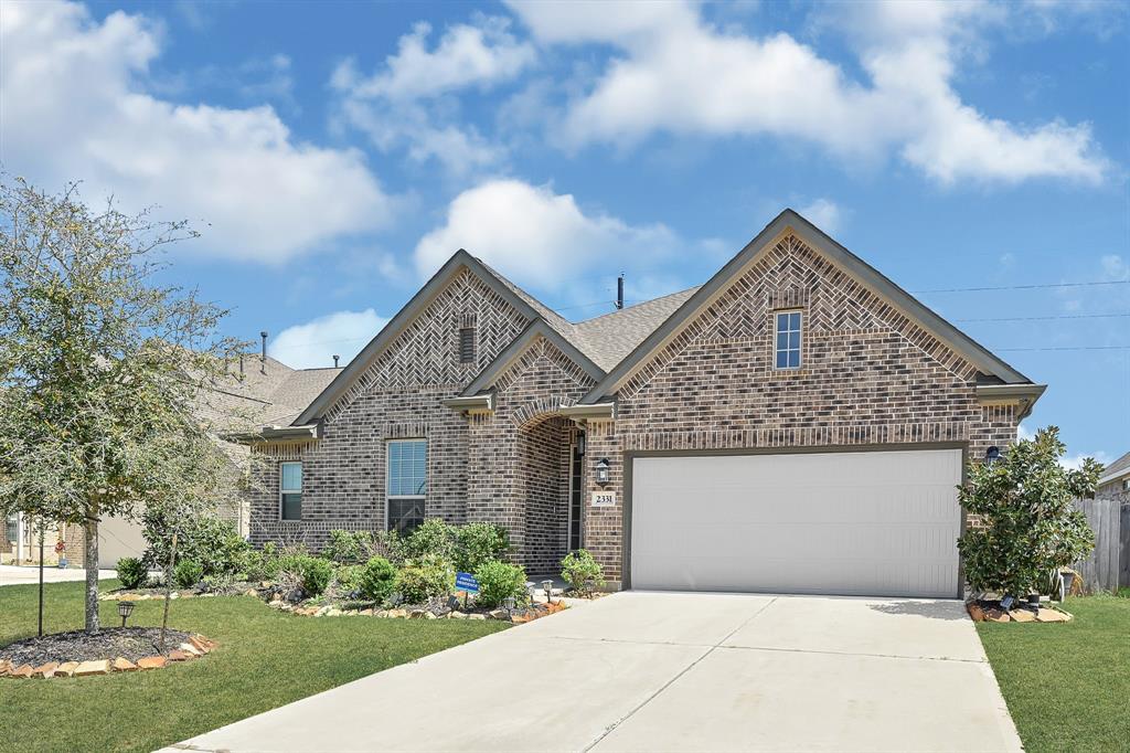 2331 Keystone Ridge Lane, Richmond, Texas image 2