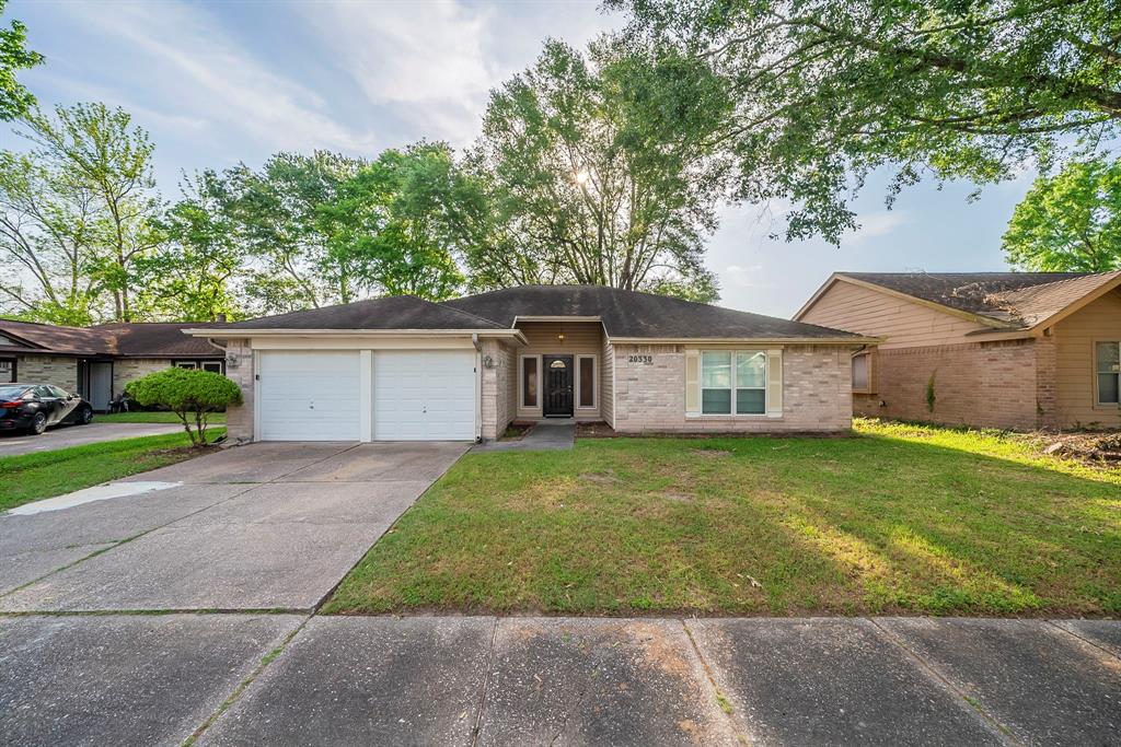 20330 Beigewood Lane, Humble, Texas image 1