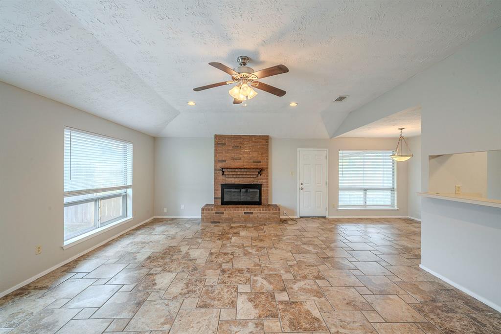 20330 Beigewood Lane, Humble, Texas image 3