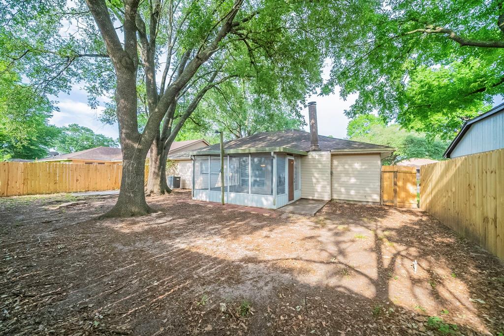 20330 Beigewood Lane, Humble, Texas image 21