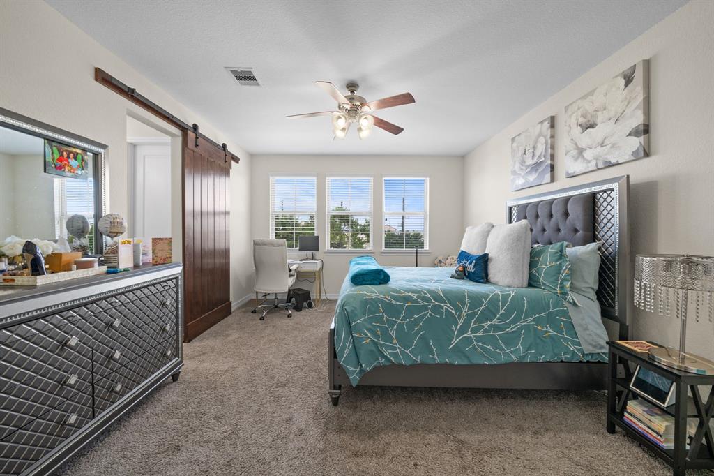 9679 Towne Lake Parkway