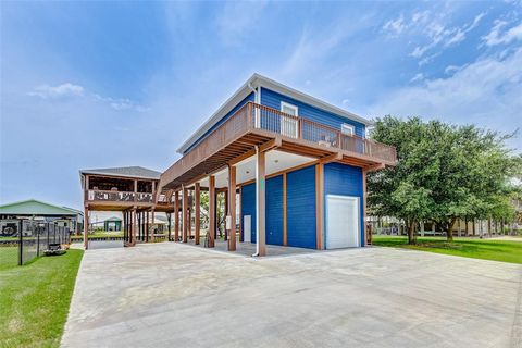 A home in Crystal Beach