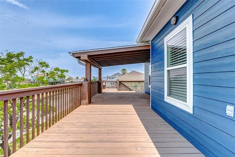 A home in Crystal Beach