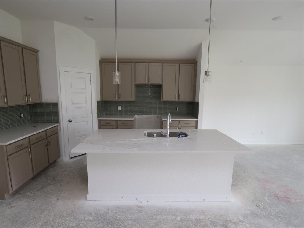 26155 Ethereal Road, La Marque, Texas image 12