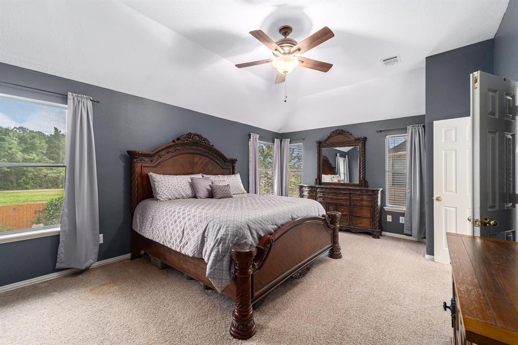 904 Candlewood Drive, League City, Texas image 17