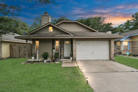 Single Family Residence in Spring TX 23507 Tree House Lane Ln.jpg