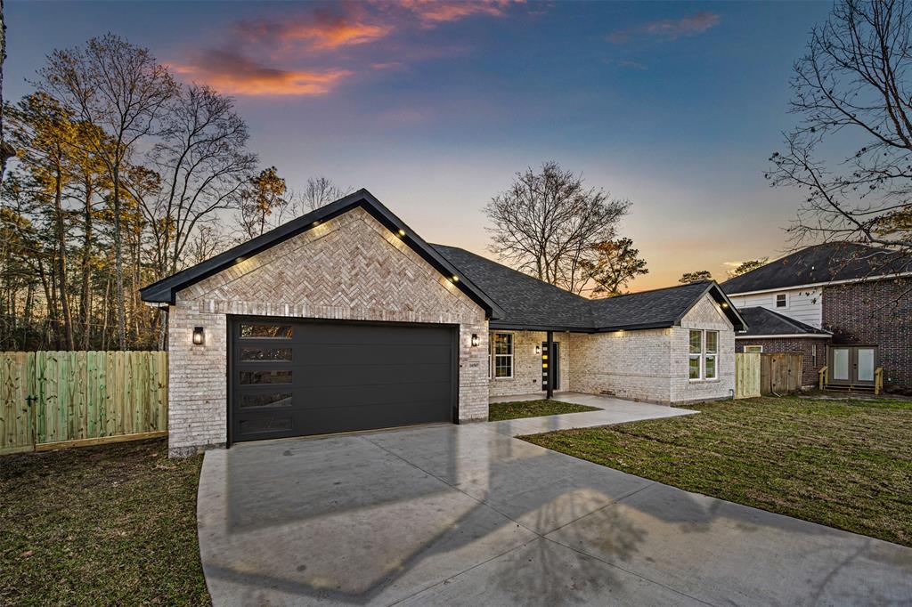 16507 Horizon Drive, Crosby, Texas image 1