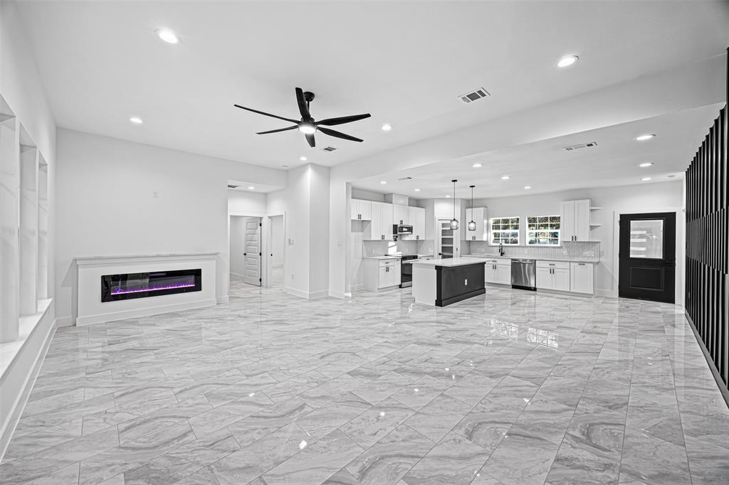 16507 Horizon Drive, Crosby, Texas image 5