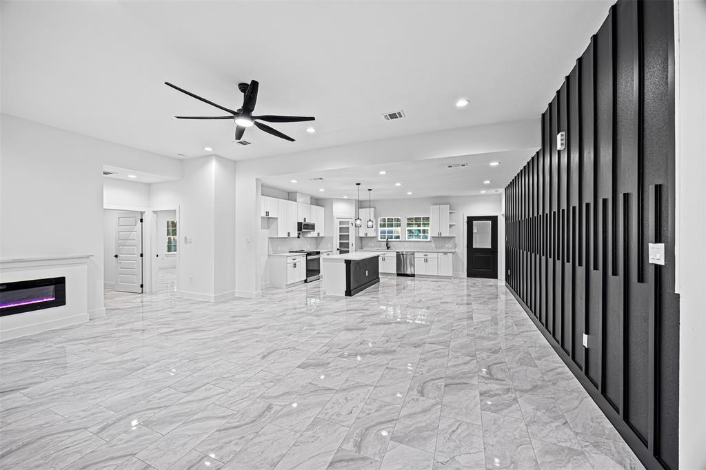 16507 Horizon Drive, Crosby, Texas image 4