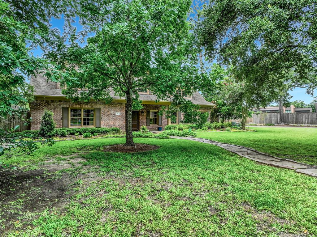 13 Robinwood Lane, Houston, Texas image 4