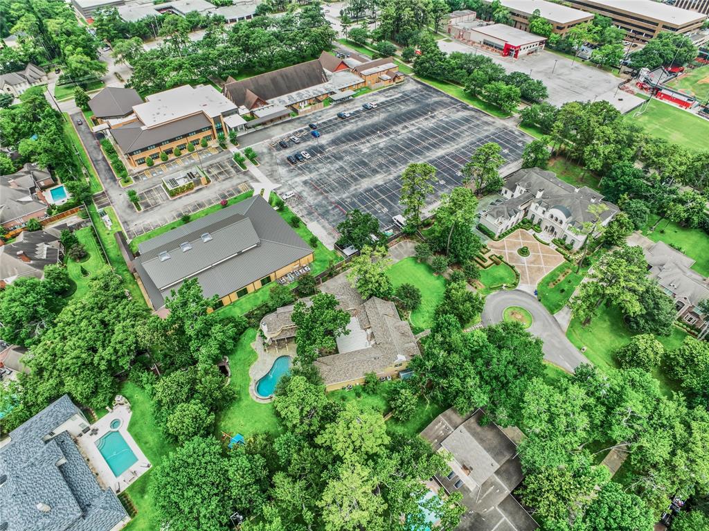 13 Robinwood Lane, Houston, Texas image 18