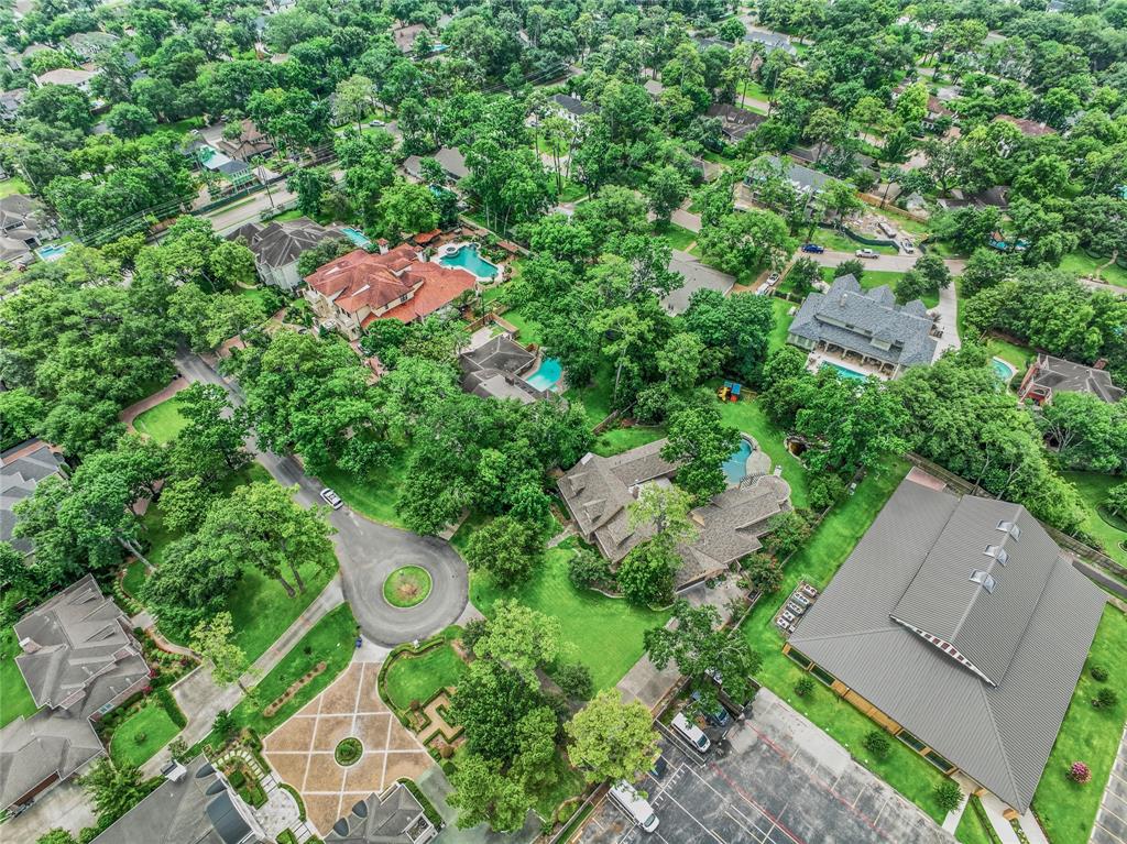 13 Robinwood Lane, Houston, Texas image 21
