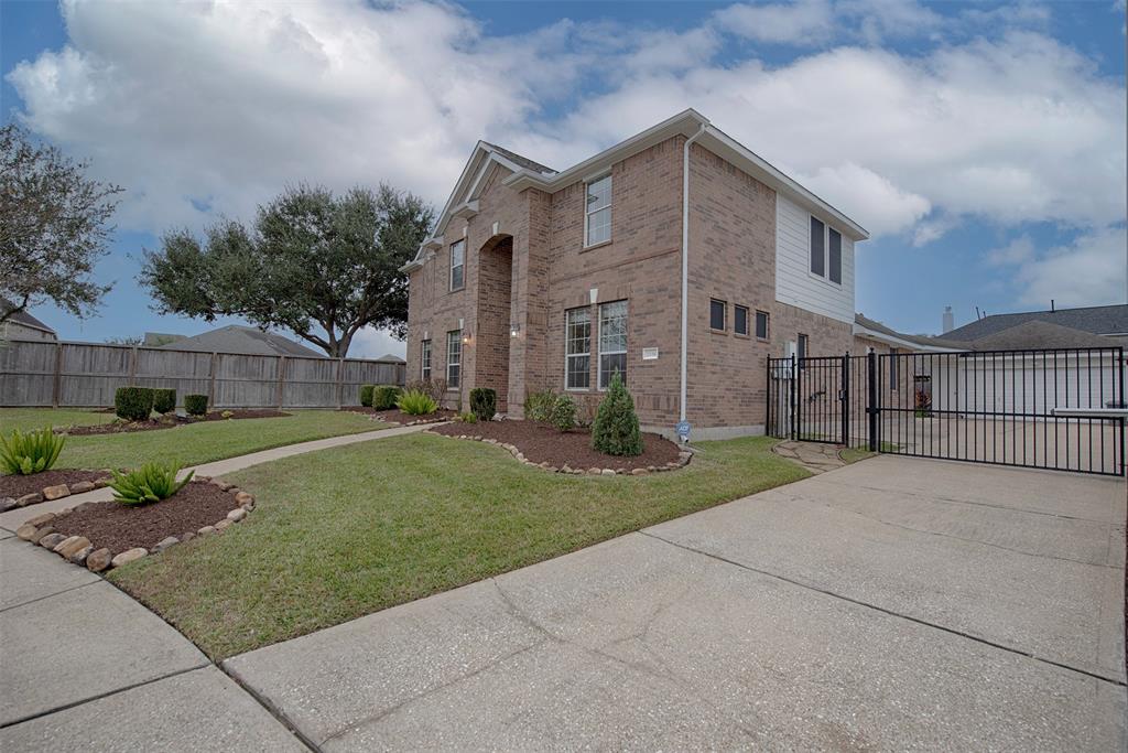 2534 Harlequin Court, League City, Texas image 3