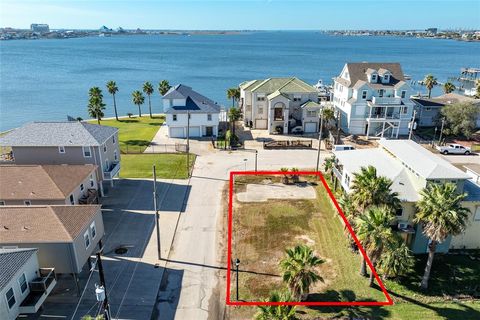 Photo of 1120 64th Street, Galveston, TX 77551 (MLS # 8757679) Photo of 1120 64th Street, Galveston, TX 77551 (MLS # 8757679)