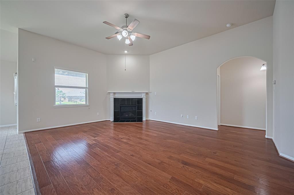 3934 Medici Court, Missouri City, Texas image 13