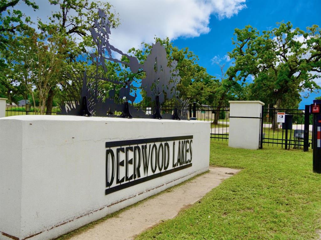 Fawn Dr, Hempstead, Texas image 9