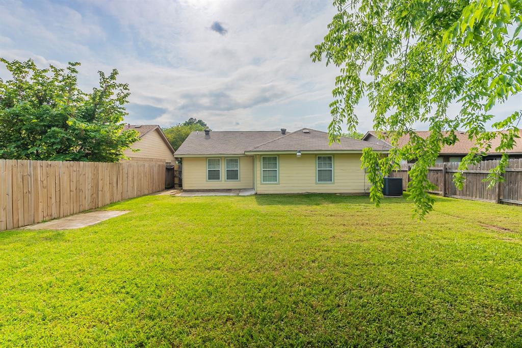 12626 Lacey Crest Drive, Houston, Texas image 22