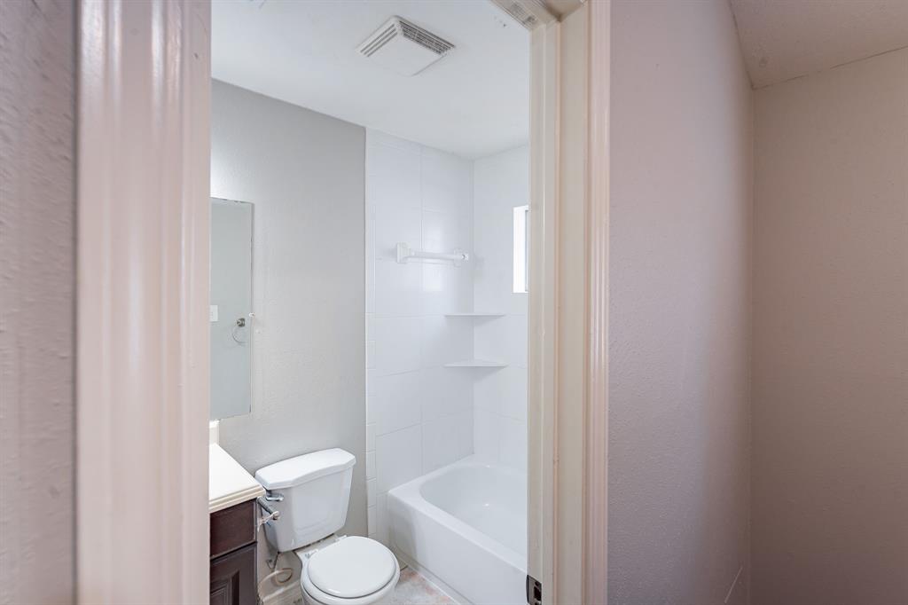 12626 Lacey Crest Drive, Houston, Texas image 15