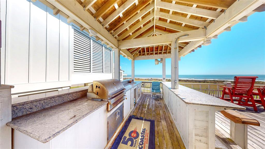3433 Sand Castle Lane, Crystal Beach, Texas image 32