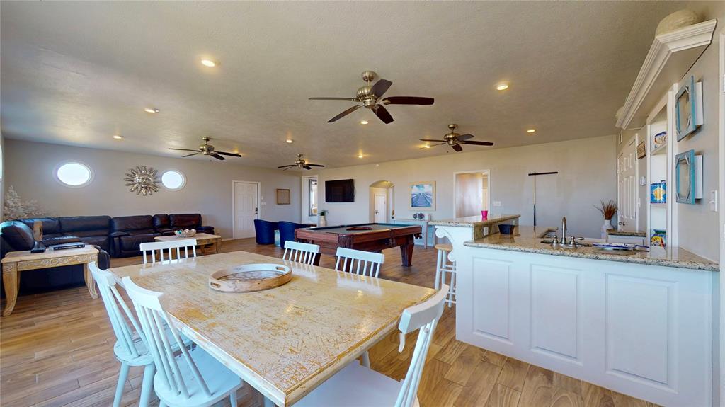 3433 Sand Castle Lane, Crystal Beach, Texas image 7