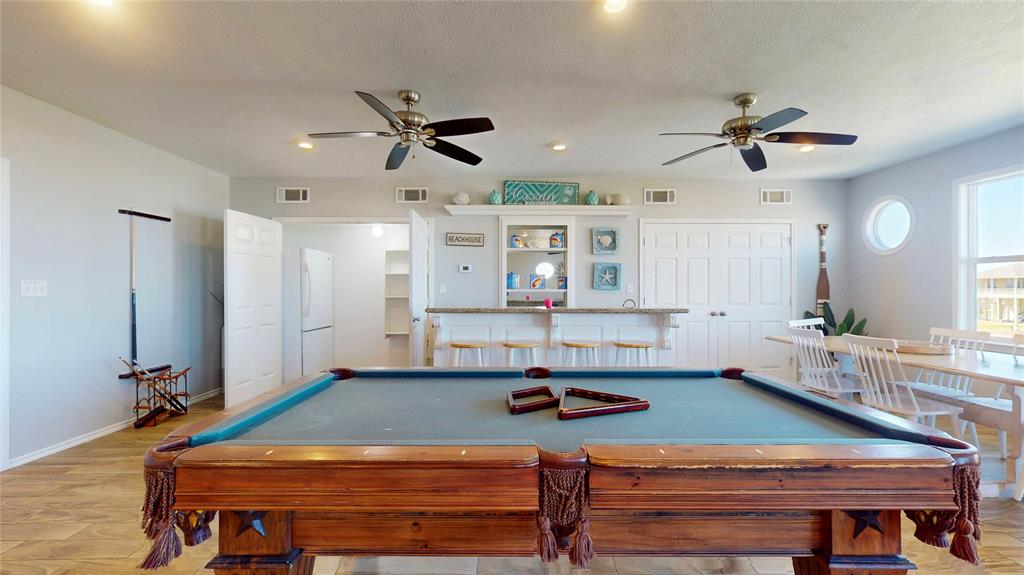 3433 Sand Castle Lane, Crystal Beach, Texas image 8