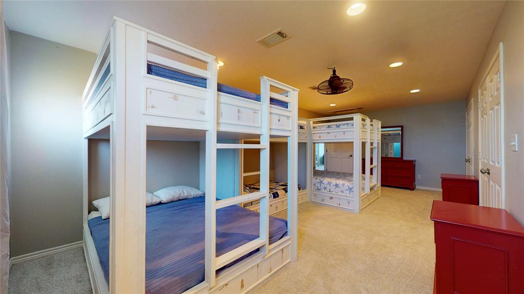 3433 Sand Castle Lane, Crystal Beach, Texas image 10