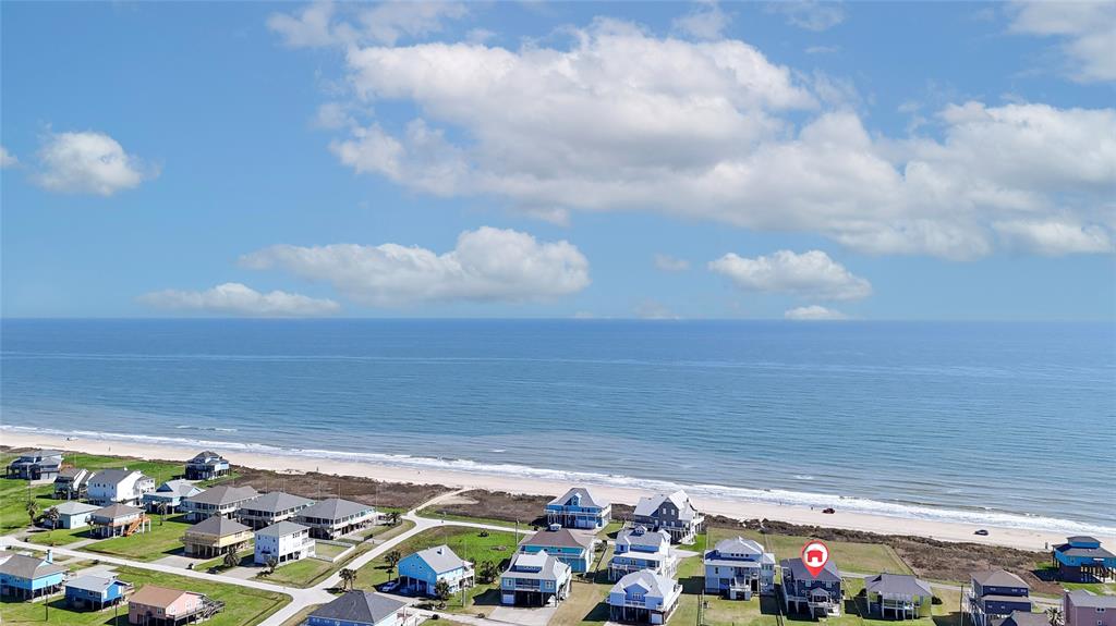 3433 Sand Castle Lane, Crystal Beach, Texas image 4