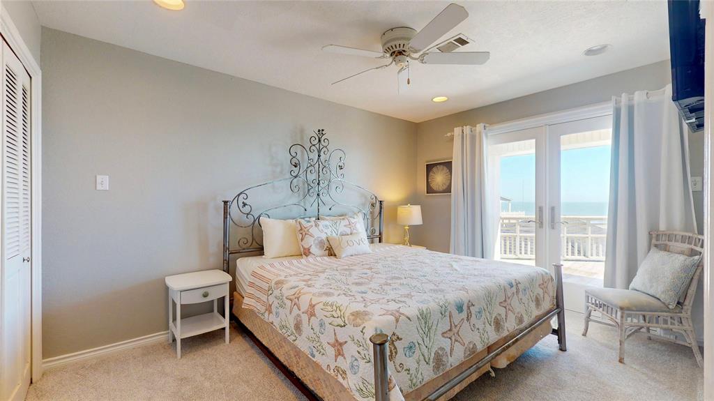 3433 Sand Castle Lane, Crystal Beach, Texas image 12