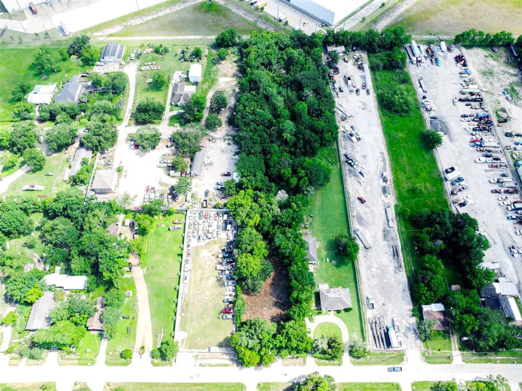 Brookfield Drive, Houston, Texas image 4