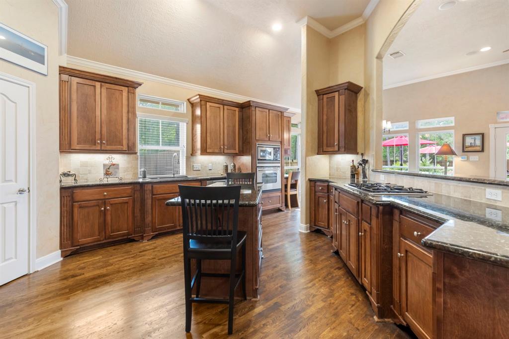 3903 Rayford Road, Spring, Texas image 10