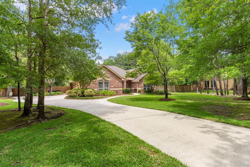 3903 Rayford Road, Spring, Texas image 1