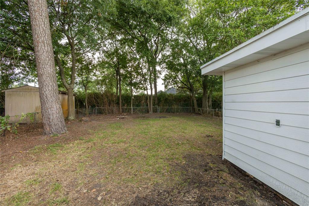 2705 W Lucas Drive, Beaumont, Texas image 24