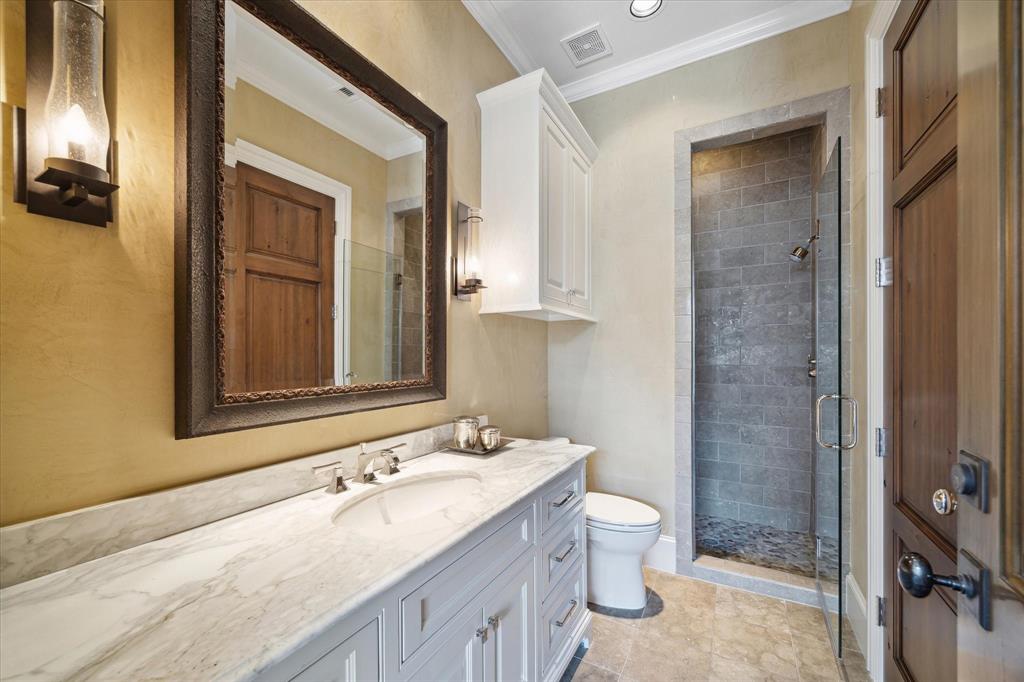 1103 Vista Creek Drive, Sugar Land, Texas image 27