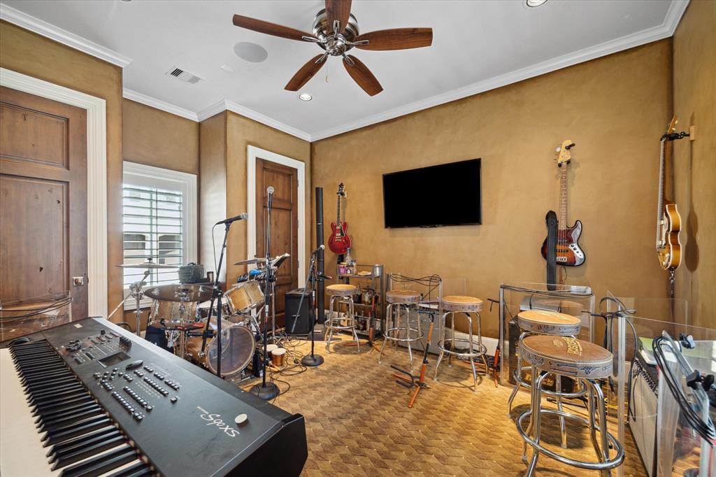 1103 Vista Creek Drive, Sugar Land, Texas image 32